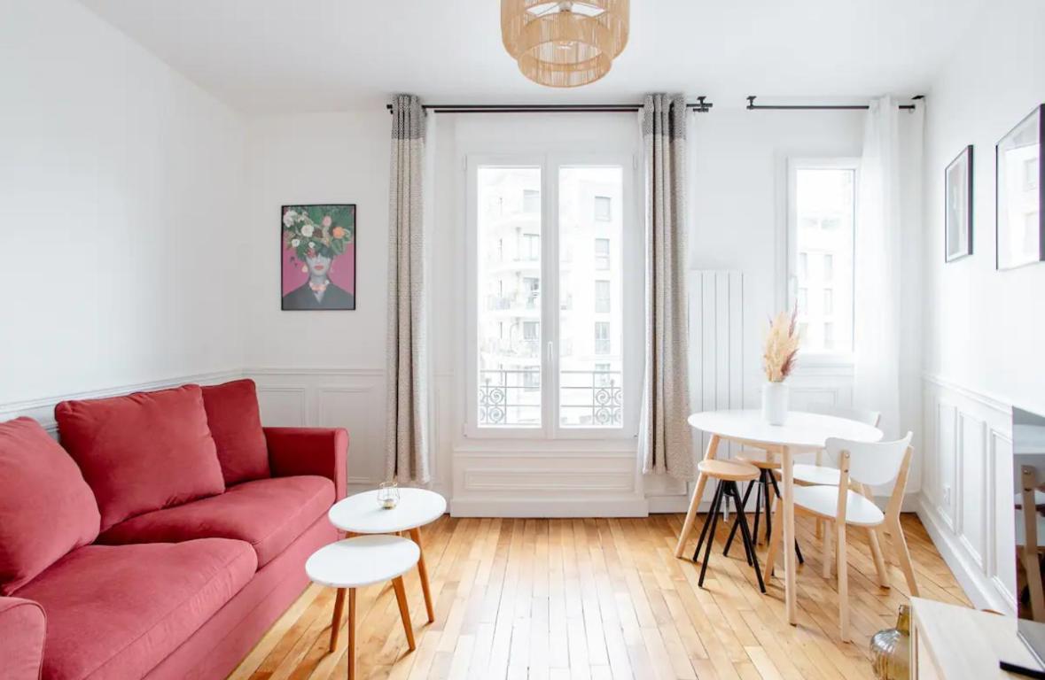 Charmant Appartement Cosy A Suresnes Zewnętrze zdjęcie