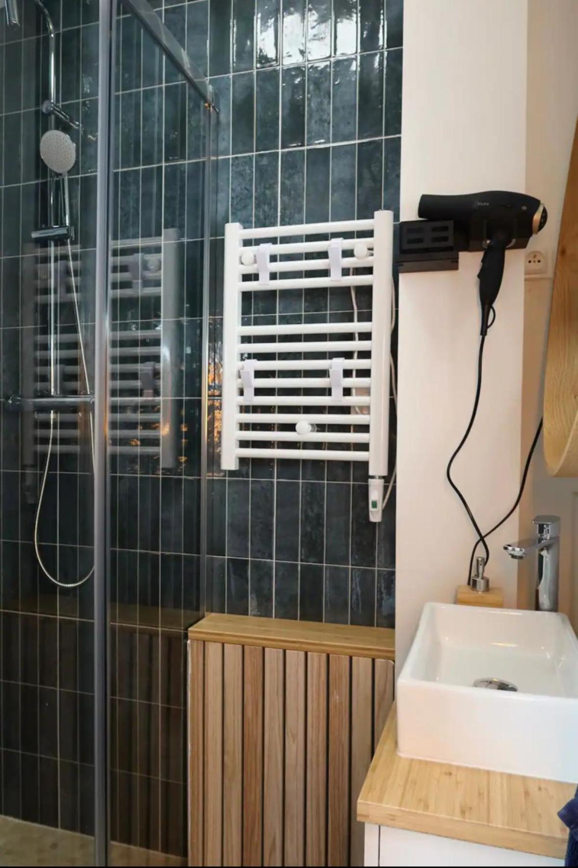 Charmant Appartement Cosy A Suresnes Zewnętrze zdjęcie