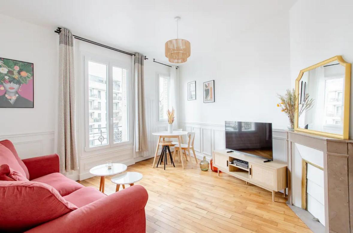 Charmant Appartement Cosy A Suresnes Zewnętrze zdjęcie